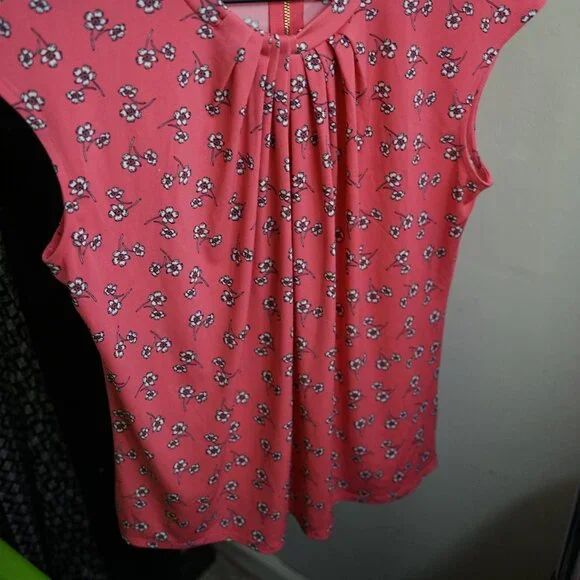 Liz Claiborne Women's Pink Top, Size Small - Picture 2 of 6